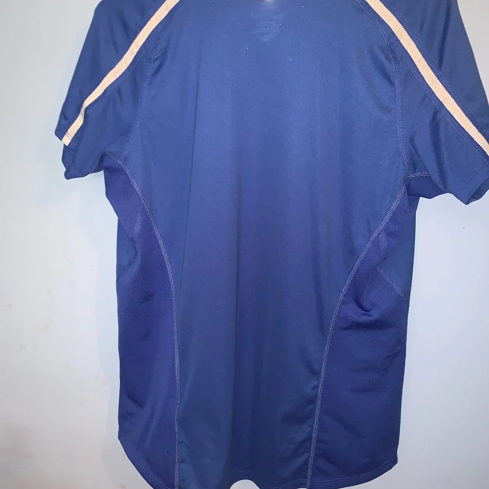 Nike men’s activewear shirt - Picture 7 of 9